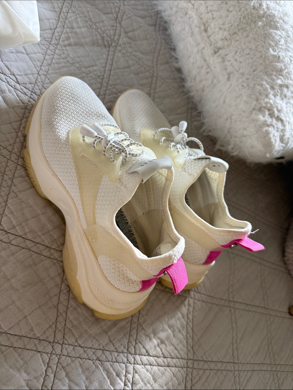 Women's Cream Knit Slip-On Sneakers with Pink Heel Tab